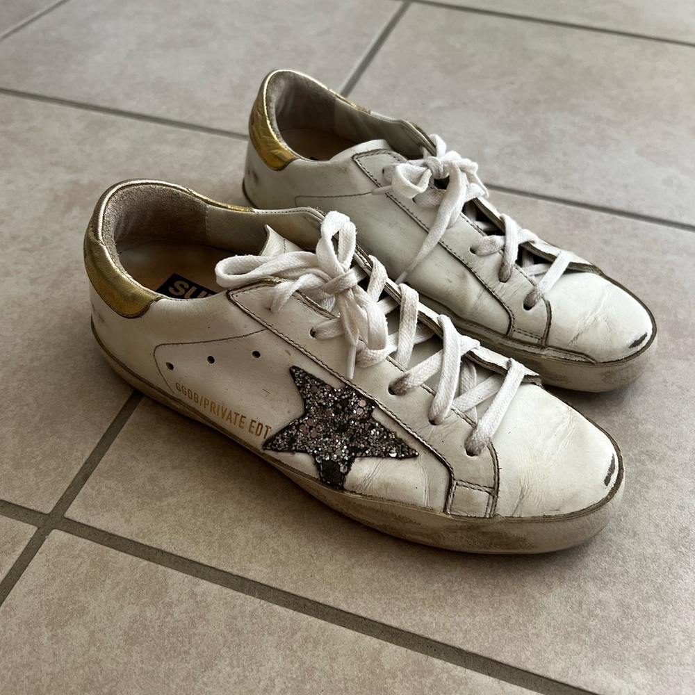 Golden goose superstar sneaker
